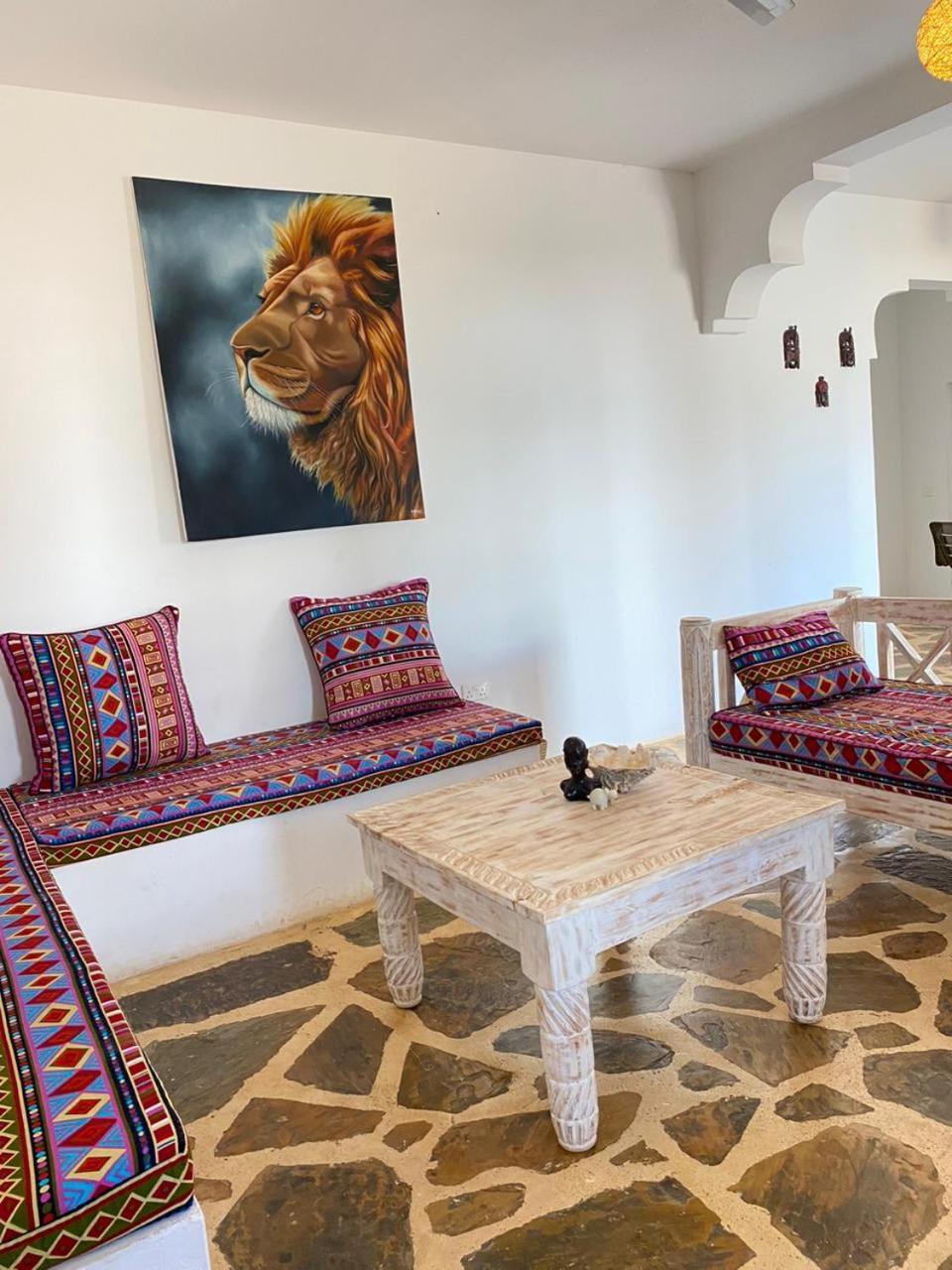 Red Land House Bed & Breakfast Watamu Exterior foto