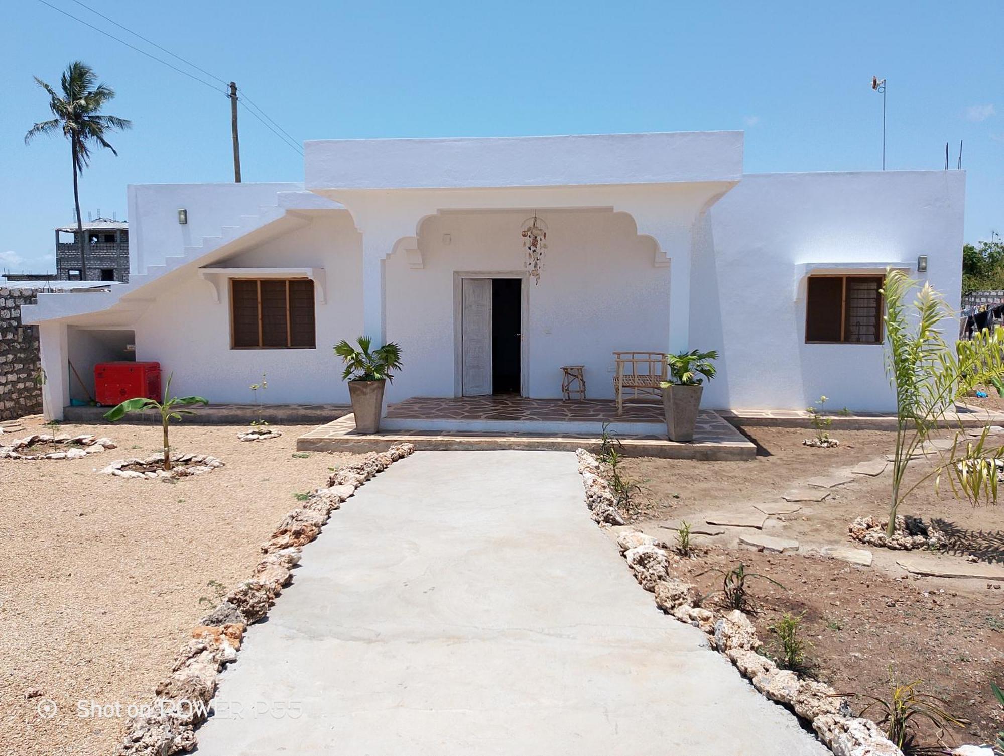 Red Land House Bed & Breakfast Watamu Exterior foto