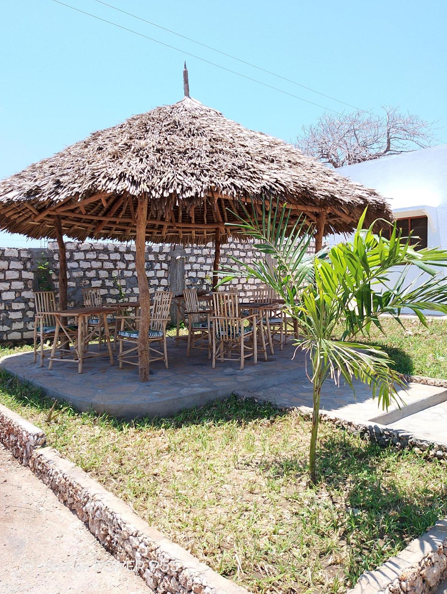 Red Land House Bed & Breakfast Watamu Exterior foto